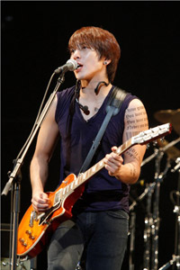 CNBLUE、初のアリーナ・ツアーを完走！ | チケットぴあ[音楽 海外ROCK