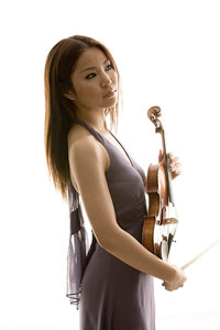 神尾真由子　(c)Uwe Arens