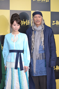 会見より。堀北真希、大杉漣