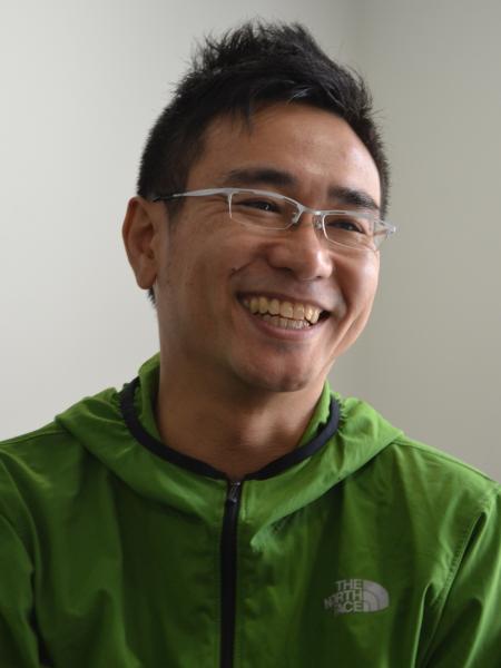 八嶋智人