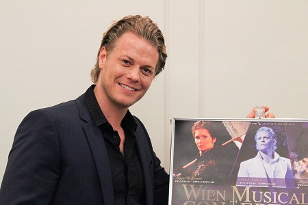 『ウィーン・ミュージカル・コンサート2』に出演するマーク・ザイベルト