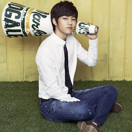 INFINITE・エル　(C)Woolim Entertainment,Inc.