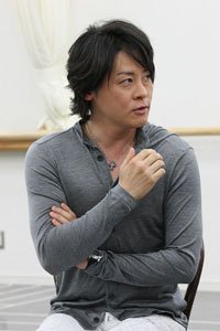 河村隆一