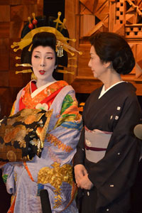 会見より。左から、池畑慎之介☆、高橋惠子