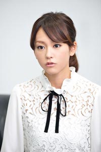 桐谷美玲　(撮影：源 賀津己)