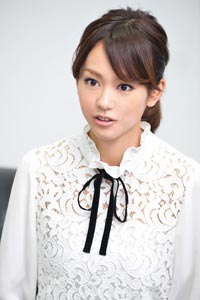 桐谷美玲　(撮影：源 賀津己)