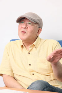 鈴木聡　　撮影：星野洋介