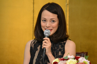 牧瀬里穂