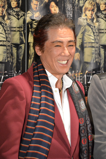 西岡徳馬