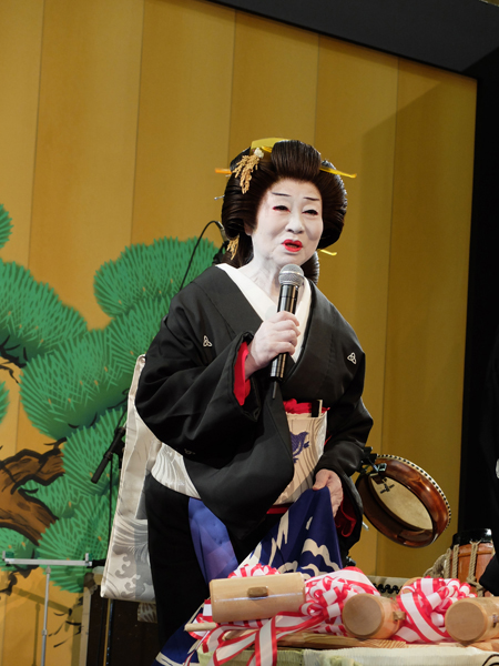 水谷八重子