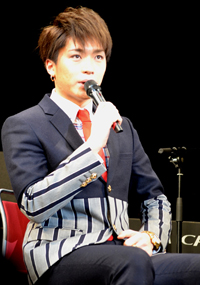 安倍なつみ 稽古場でおでん 共演の谷花音が暴露 チケットぴあ 演劇 演劇