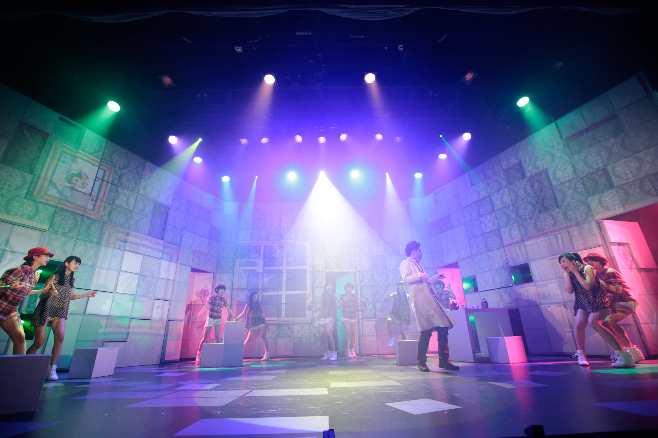 東京パフォーマンスドール PLAY×LIVE 『1×0』アンコール公演 エピソード1＆2　撮影：桜井隆幸、田中栄治