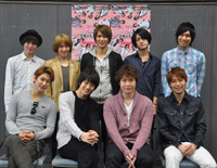 前列左から小野田龍之介、太田基裕、大山真志、海宝直人、後列左から内藤大希、西川大貴、味方良介、菅俣翔、法月康平