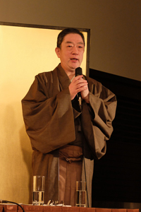 藤山寛美VIDEOセット 藤山寛美VIDEOセット VHSビデオ】藤山寛美 特選「十快笑」全10巻