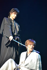 早乙女太一と馬場徹が演じる、嘘と真の数奇なドラマ | チケット