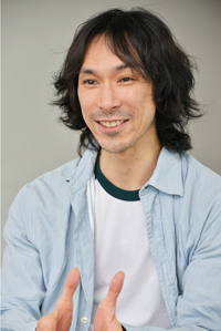 首藤康之　　撮影：源 賀津己