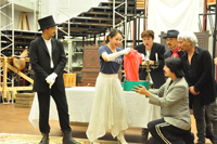 新国立劇場演劇『三文オペラ』稽古場より。　　撮影：黒豆直樹