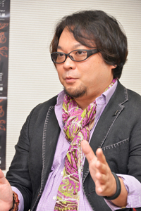 藤沢文翁　　撮影：源賀津己