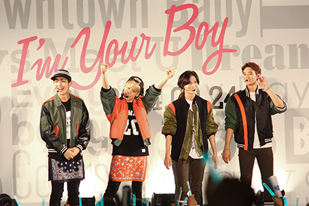 SHINee　左からオンユ、ジョンヒョン、テミン、ミンホ