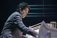 キャラメルボックス『無伴奏ソナタ』2012年初演時の舞台より　撮影：伊東和則