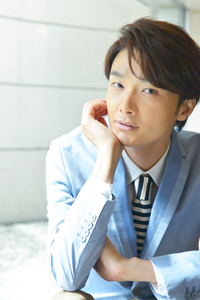 井上芳雄　　撮影：源賀津己