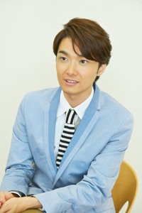 井上芳雄　　撮影：源賀津己