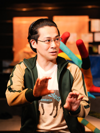 岡野康弘