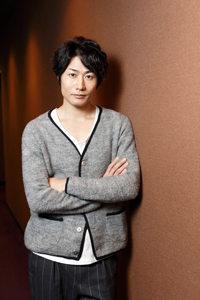 戸次重幸　　撮影：石阪大輔