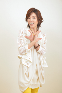 真琴つばさ　　撮影: 源 賀津己