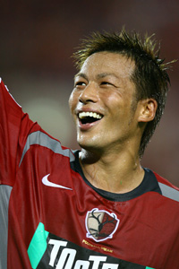 中田浩&柳沢&新井場引退試合でレジェンドが競演 | チケットぴあ