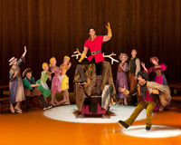 「ディズニー・オン・アイス アメイジング アニバーサリー」公演の模様　(c)Disney