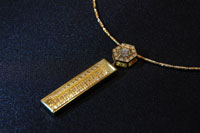 シャンデリアを加工したペンダント