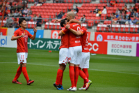 (写真左より)永井謙佑(名古屋グランパス)、シモビッチ(同) (c)J.LEAGUE PHOTOS