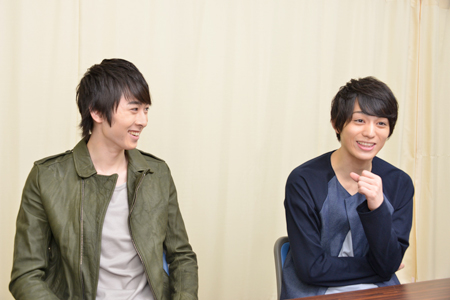 左から、田中涼星、佐奈宏紀　　撮影：源賀津己