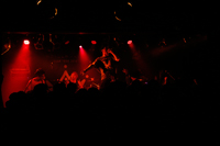 NOISEMAKER 撮影:大久保 啓示