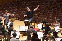 アラン・ギルバート指揮 東京都交響楽団　(c)堀田力丸