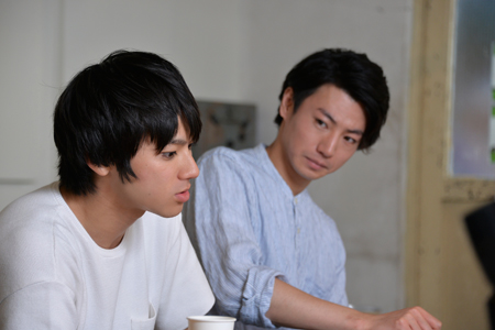 左から、山田裕貴、矢崎広　　撮影：源 賀津己
