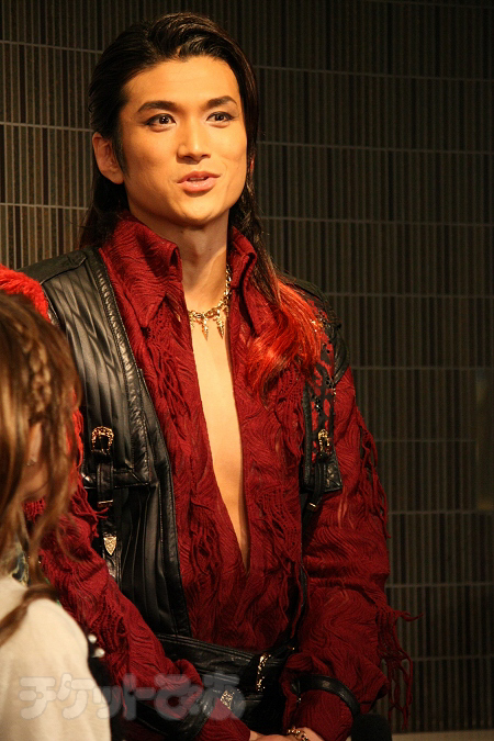 会見より。渡辺大輔