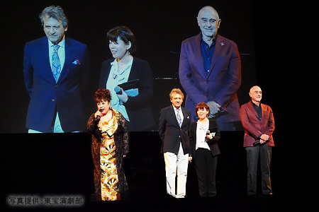 『レ・ミゼラブル』日本初演30周年記念日スペシャル・カーテンコールより