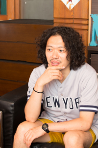 丸尾丸一郎 撮影:石阪大輔