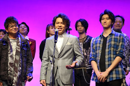 左から、哀川翔、中川晃教、相葉裕樹