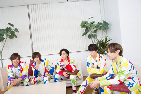 左から、正木郁、溝口琢矢、石原壮馬、富田健太郎、太田将熙　　撮影：石阪大輔