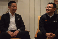 (画像左から）島田慎二（千葉ジェッツ代表取締役社長）、山野勝行（アースフレンズ東京Z代表取締役）