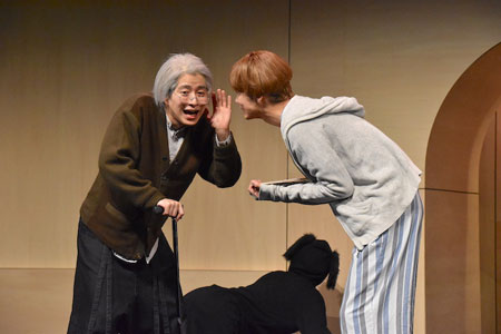 男の一生を丸ごと描いた舞台 99才まで生きたあかんぼう 東京公演開幕 チケットぴあ 演劇 演劇