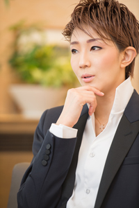 紅ゆずる　撮影:山脇美紀