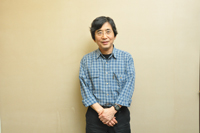 鵜山仁
