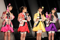 (画像左から）佐々木彩夏、百田夏菜子、玉井詩織、高城れに