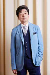 中村雅俊 撮影:石阪大輔