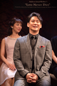 ミュージカル「ラブ・ネバー・ダイ」製作発表より 撮影:川野結李歌