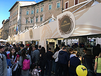 現地の『Eurochocolate』の模様